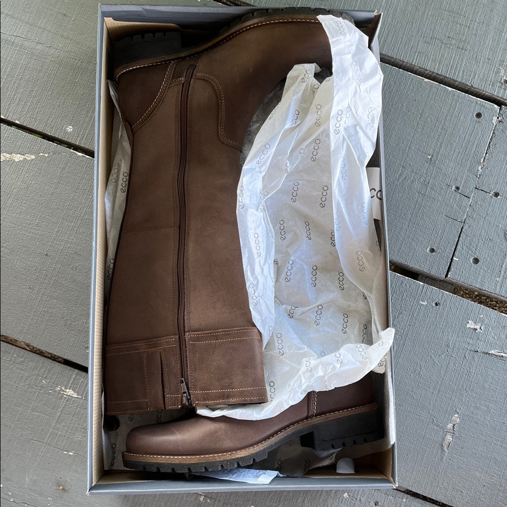 New in Box - Ecco “Elaine”
Dark Brown Leather Tall Boots - Picture 7 of 9